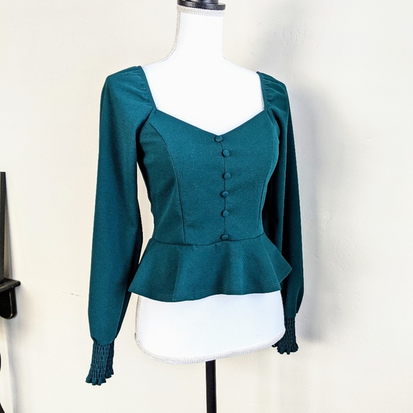 Dark Green Runched Peplum Top. Small. - Picture 4 of 5